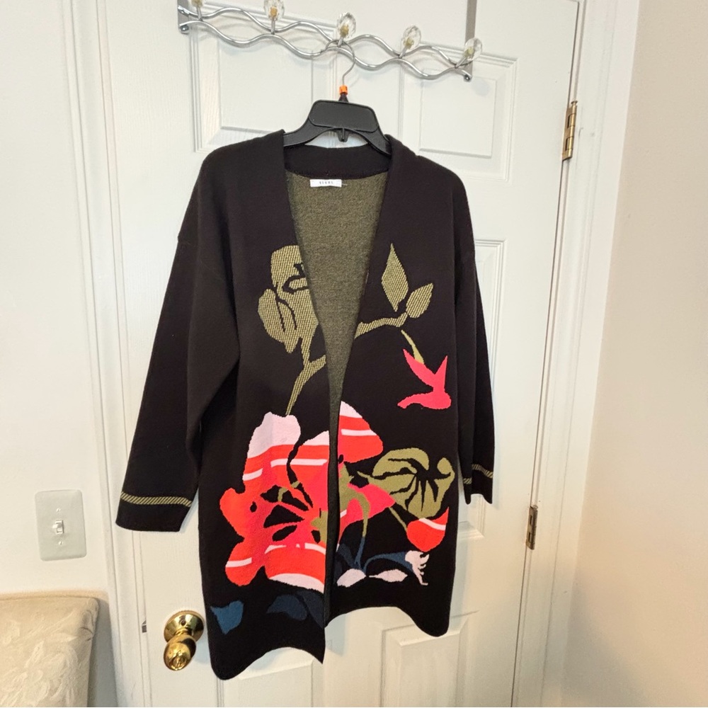 Sioni Black Cardigan with Bold Floral Design